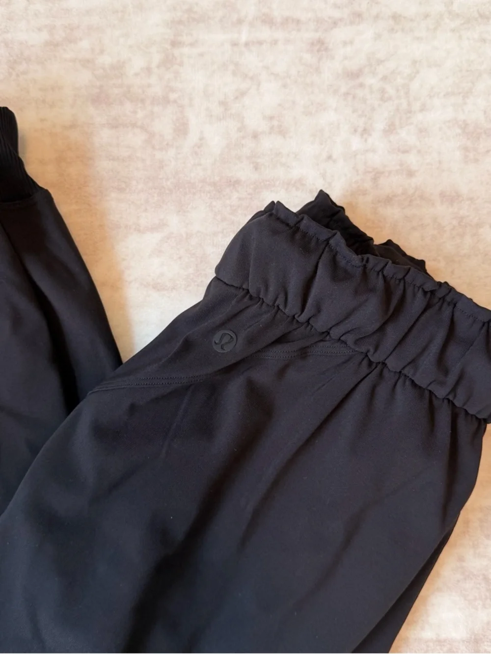 Lululemon Keep Moving High Rise Luxstreme Jogger